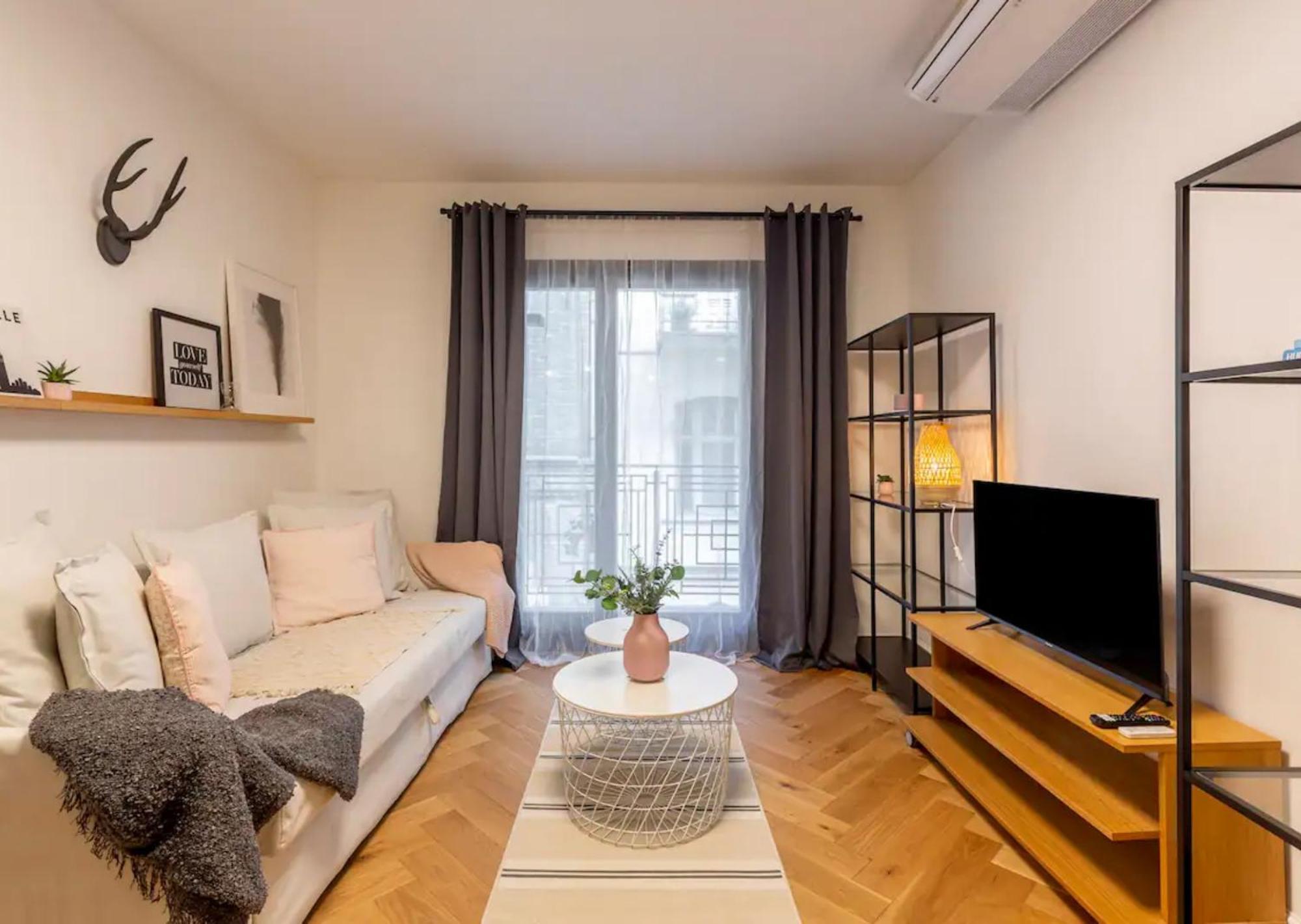 Romantic At Center With Garage And Rooftop Pool Appartamento *