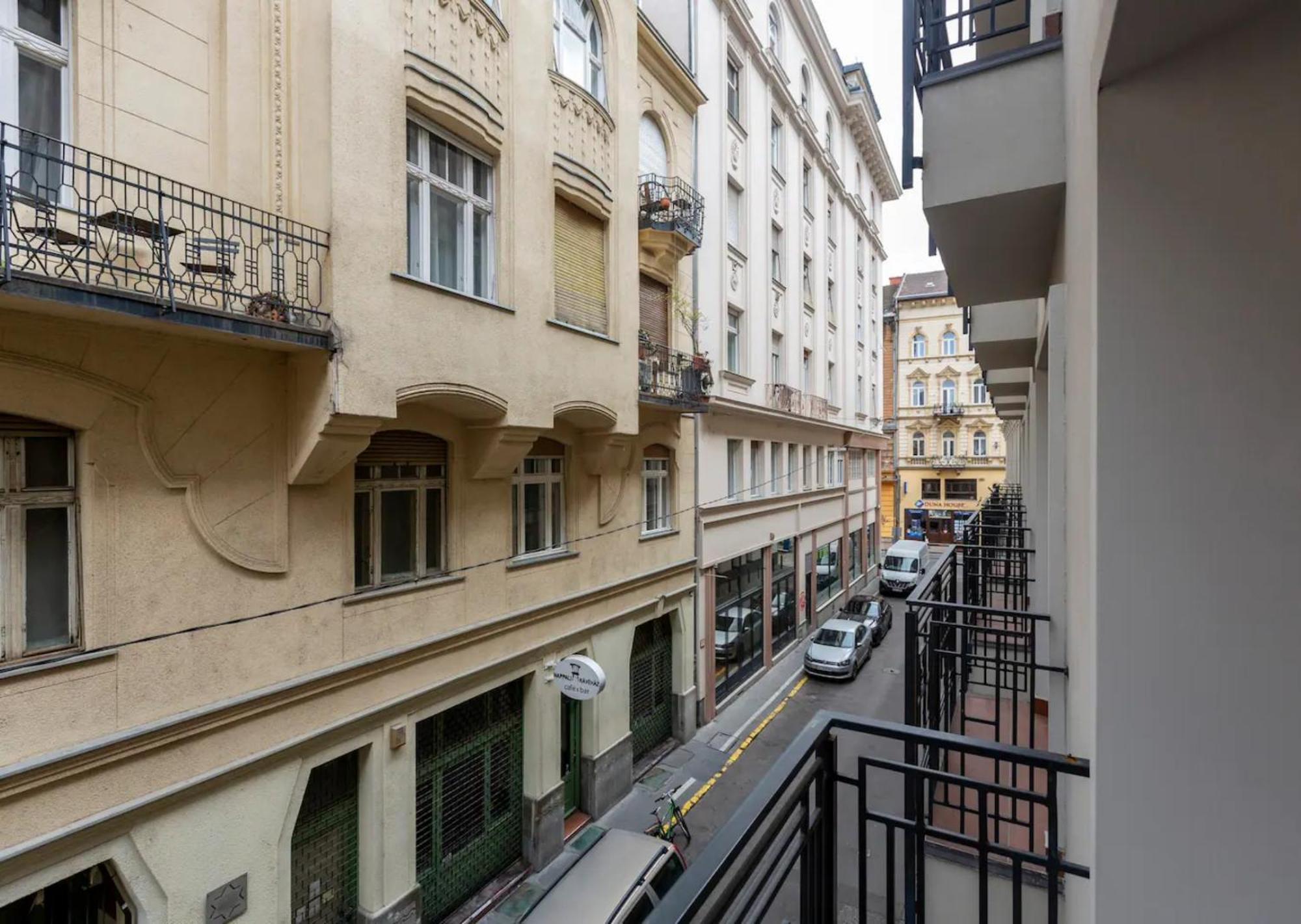 Romantic At Center With Garage And Rooftop Pool Appartamento *