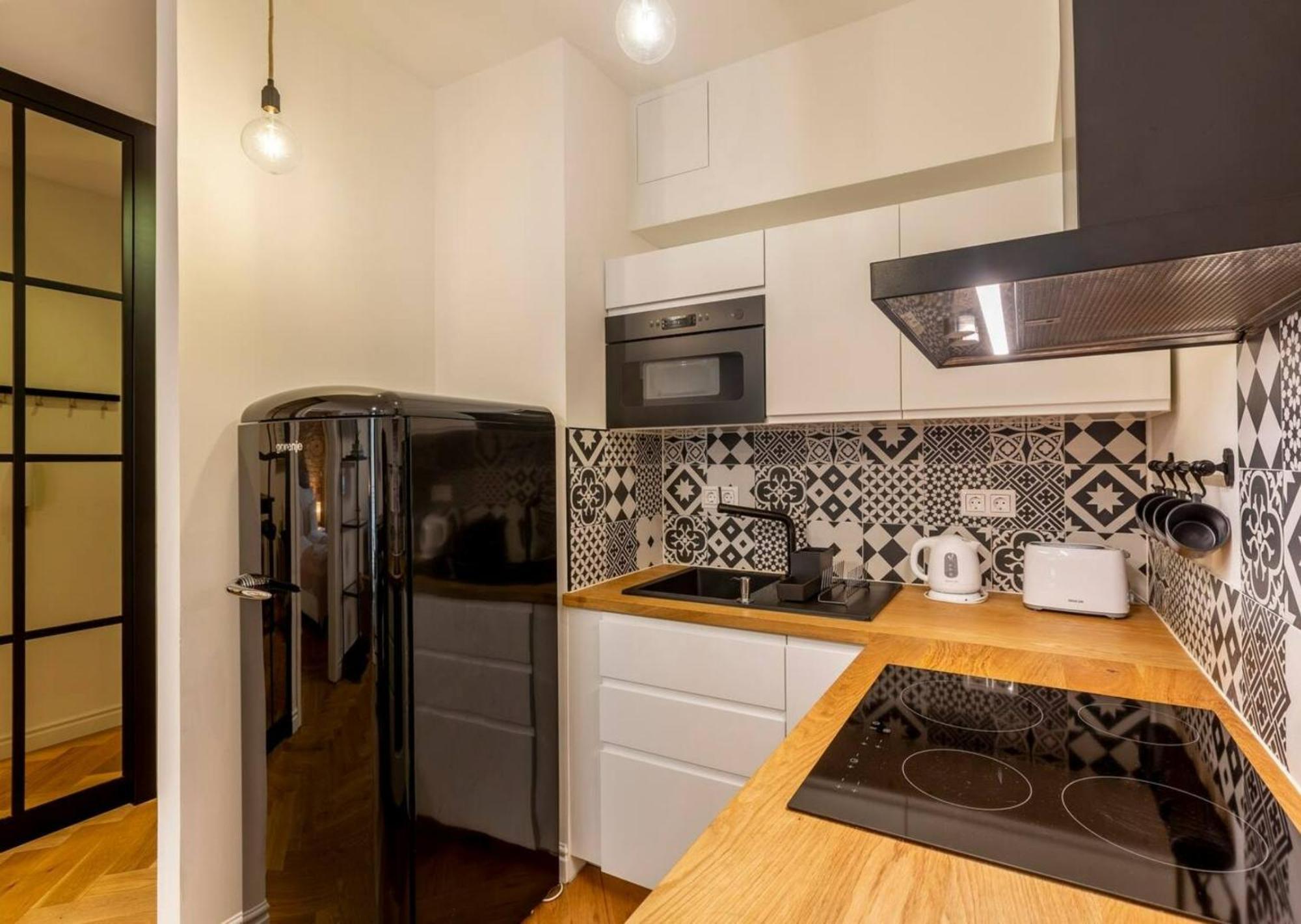 Romantic At Center With Garage And Rooftop Pool Appartamento